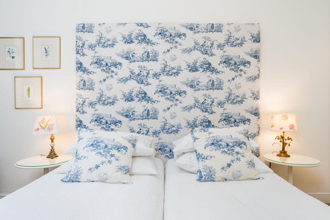 Classy Old Town Suites - By Upstairs คราคูฟ ภายนอก รูปภาพ